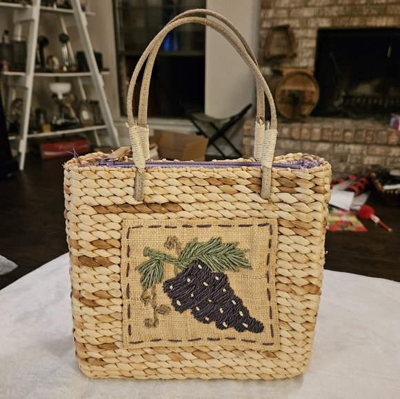 Vintage purse NWOT - Picture 3 of 8